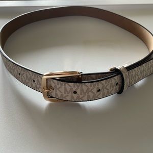 Woman’s Belt